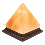 Himalaya zoutlamp piramide circa 2 kilo  oranje